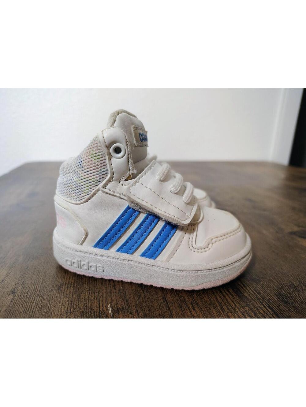 Adidas Hoops Mid 2.0 Girls Sneakers White Blue PInk Sz 4 F4q5083t00161